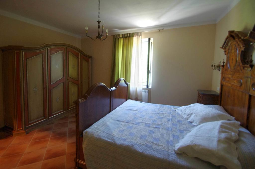 Agriturismo Mulino Del Castello Nasino Room photo
